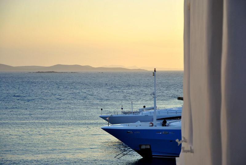 Riva Suites - Adults Only Mykonos Town Exterior foto